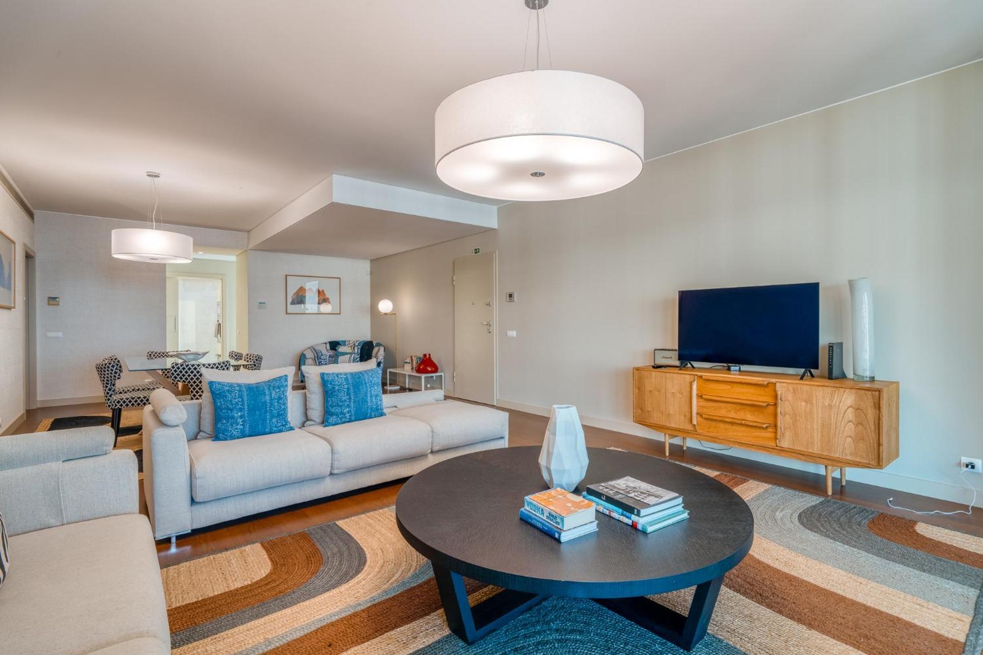 107 - Two Bedroom Apartment *